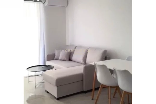 Shtepi me qera Apartament ne Tirane, 1+1, Mobilimi E mobiluar, Pagesa 450  Euro.