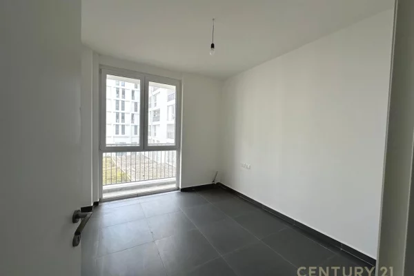 Shtepi me qera Apartament ne Tirane, 3+1, Mobilimi E mobiluar, Pagesa 500  Euro.