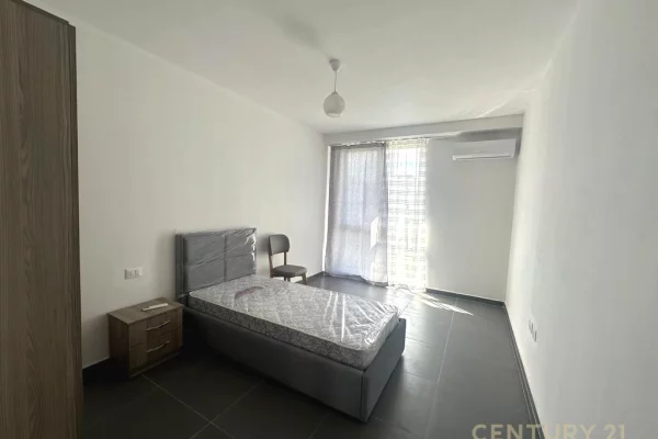 Shtepi me qera Apartament ne Tirane, 3+1, Mobilimi E mobiluar, Pagesa 650  Euro.