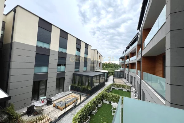 Shtepi me qera Apartament ne Tirane, 1+1, Mobilimi E mobiluar, Pagesa 800  Euro.