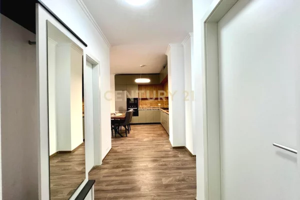Shtepi me qera Apartament ne Tirane, 2+1, Mobilimi E mobiluar, Pagesa 1,300  Euro.