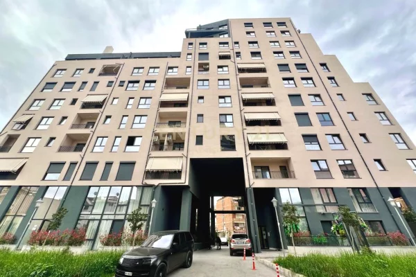 Shtepi me qera Apartament ne Tirane, 2+1, Mobilimi E mobiluar, Pagesa 1,300  Euro.