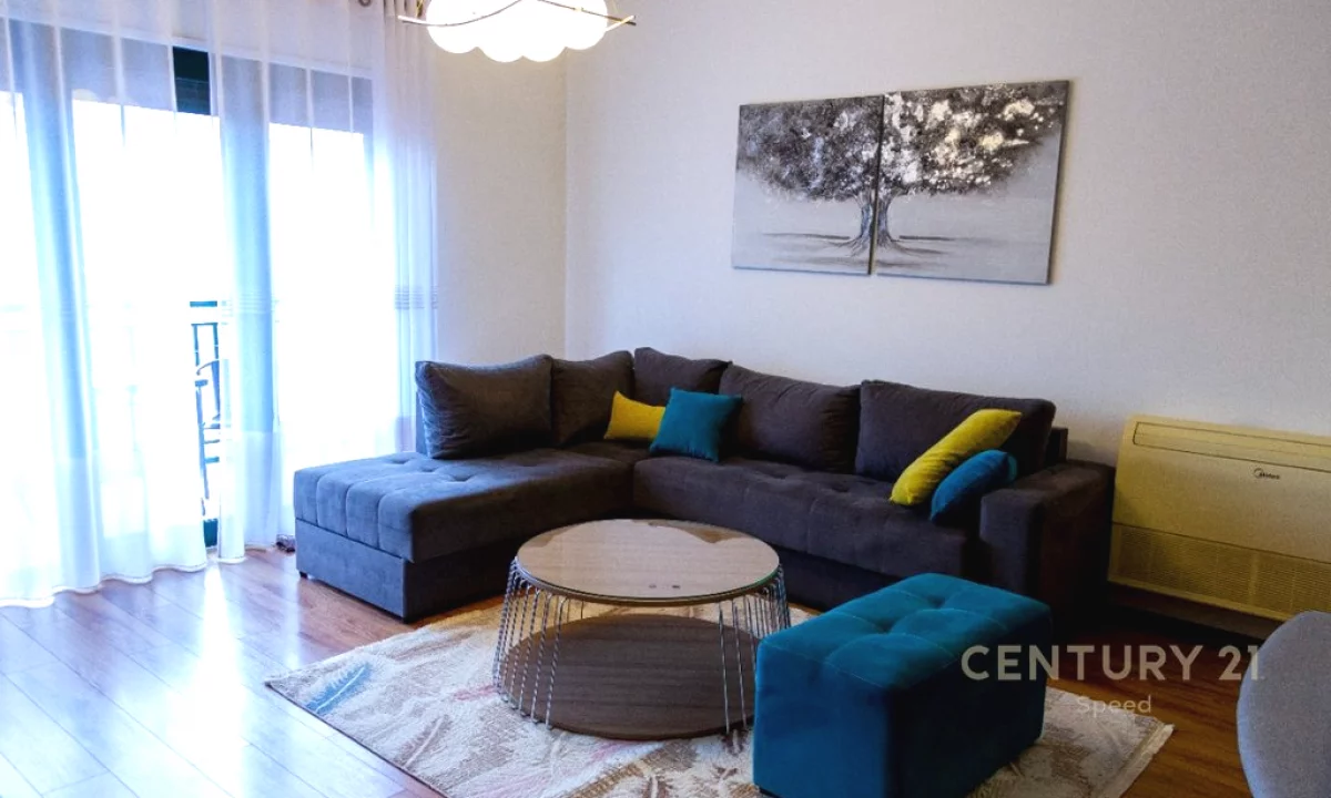 Shtepi me qera Apartament ne Tirane, 2+1, Mobilimi E mobiluar, Pagesa 750  Euro.