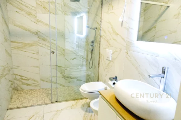 Shtepi me qera Apartament ne Tirane, 2+1, Mobilimi E mobiluar, Pagesa 750  Euro.
