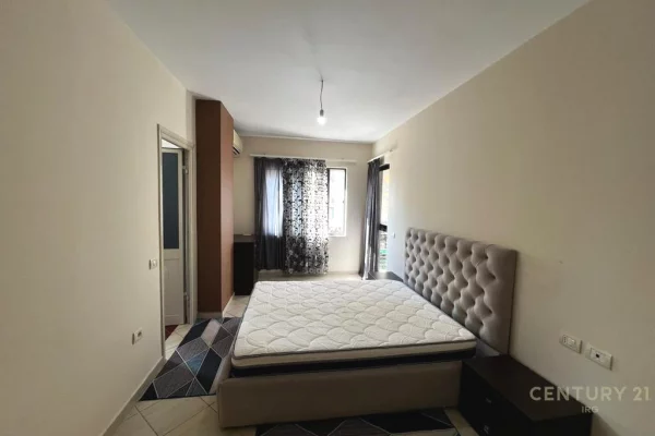 Shtepi me qera Apartament ne Tirane, 2+1, Mobilimi E mobiluar, Pagesa 530  Euro.