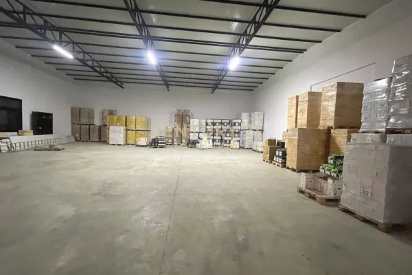 Kapanon Industrial Premium 1100 m2 – 3 km nga Qendra e Tiranes