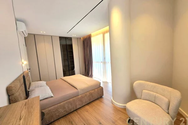 Shtepi me qera Apartament ne Tirane, 2+1, Mobilimi E mobiluar, Pagesa 1,200  Euro.