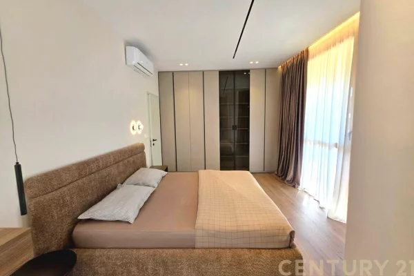 Shtepi me qera Apartament ne Tirane, 2+1, Mobilimi E mobiluar, Pagesa 1,200  Euro.