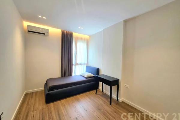 Shtepi me qera Apartament ne Tirane, 2+1, Mobilimi E mobiluar, Pagesa 1,200  Euro.