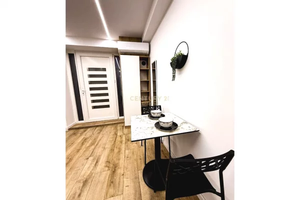 Shtepi me qera Apartament ne Tirane, 1+1, Mobilimi E mobiluar, Pagesa 550  Euro.