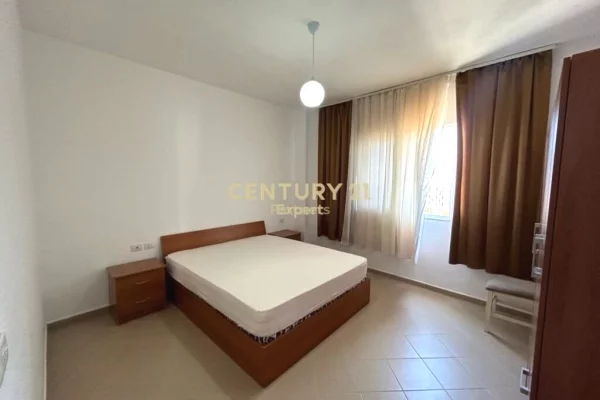 Shtepi me qera Apartament ne Tirane, 2+1, Mobilimi E mobiluar, Pagesa 480  Euro.