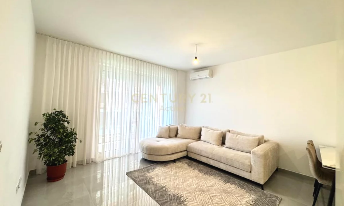 Shtepi me qera Apartament ne Tirane, 1+1, Mobilimi E mobiluar, Pagesa 700  Euro.