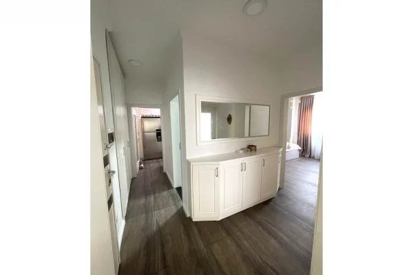 Shtepi me qera Apartament ne Tirane, 2+1, Mobilimi E mobiluar, Pagesa 1,000  Euro.