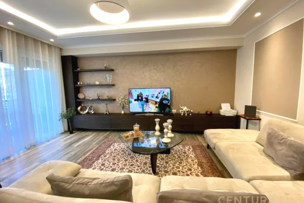 Shtepi me qera Apartament ne Tirane, 2+1, Mobilimi E mobiluar, Pagesa 1,500  Euro.