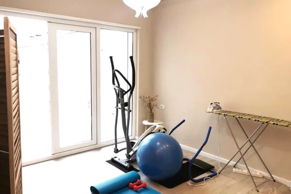 Shtepi me qera Apartament ne Tirane, 2+1, Mobilimi E mobiluar, Pagesa 800  Euro.