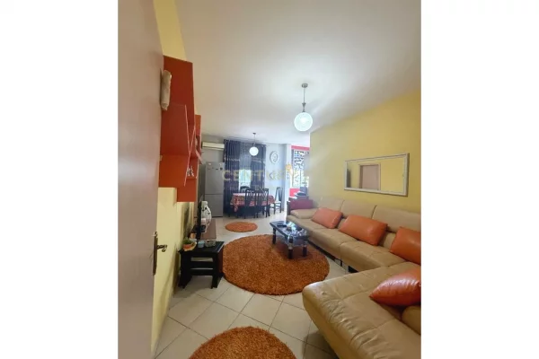 Shtepi ne shitje 2+1 ne Tirane - 77,000 Euro