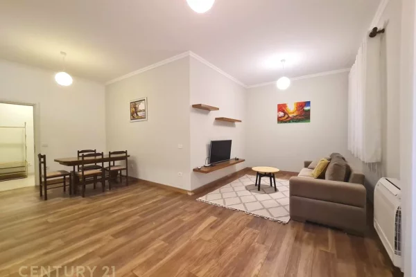 Shtepi me qera Apartament ne Tirane, 2+1, Mobilimi E mobiluar, Pagesa 750  Euro.