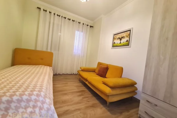 Shtepi me qera Apartament ne Tirane, 2+1, Mobilimi E mobiluar, Pagesa 750  Euro.