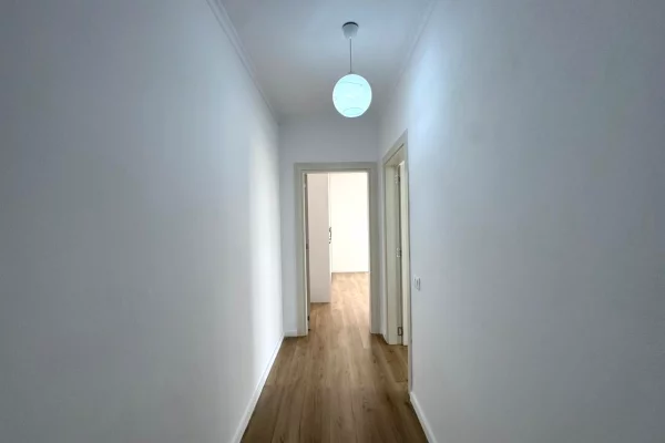 Shtepi me qera Apartament ne Tirane, 2+1, Mobilimi E mobiluar, Pagesa 550  Euro.
