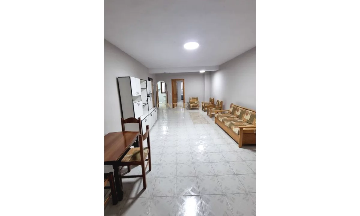 Shtepi me qera Apartament ne Tirane, 2+1, Mobilimi E mobiluar, Pagesa 600  Euro.