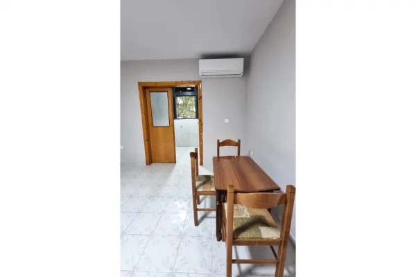 Shtepi me qera Apartament ne Tirane, 2+1, Mobilimi E mobiluar, Pagesa 600  Euro.