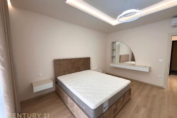 Shtepi ne shitje Apartament ne Tirane, 1+1, Mobilimi E mobiluar, Pagesa 224,000  Euro.