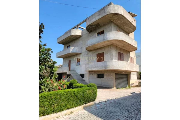 MODERN VILLA FOR SALE IN SHKALLNUR,DURRES,ONLY 5 MINUTES FROM BEACH.