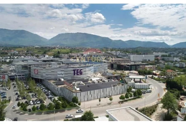 Ambient biznesi me qera 1+1 ne Tirane - 2,800 Euro