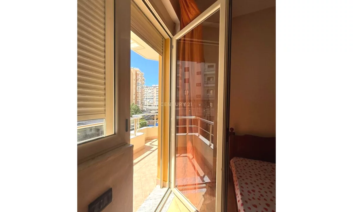 Shtepi ne shitje Apartament ne Vlore, 1+1, Mobilimi E mobiluar, Pagesa 138,000  Euro.