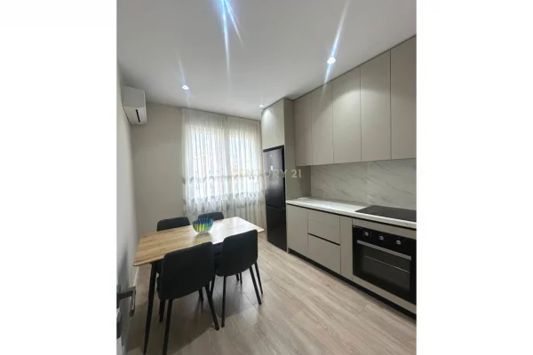 Shtepi me qera Apartament ne Tirane, 1+1, Mobilimi E mobiluar, Pagesa 700  Euro.