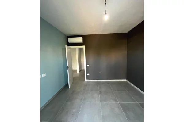 Shtepi me qera Apartament ne Tirane, 1+1, Mobilimi Bosh, pa mobiluar, Pagesa 500  Euro.