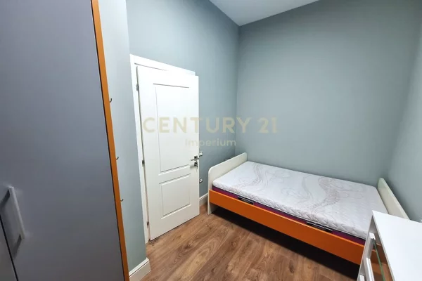 Shtepi me qera Apartament ne Tirane, 2+1, Mobilimi E mobiluar, Pagesa 450  Euro.