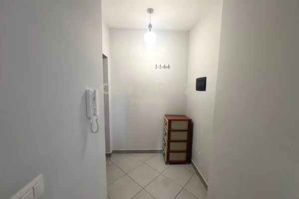 Shtepi me qera Apartament ne Tirane, 1+1, Mobilimi E mobiluar, Pagesa 450  Euro.