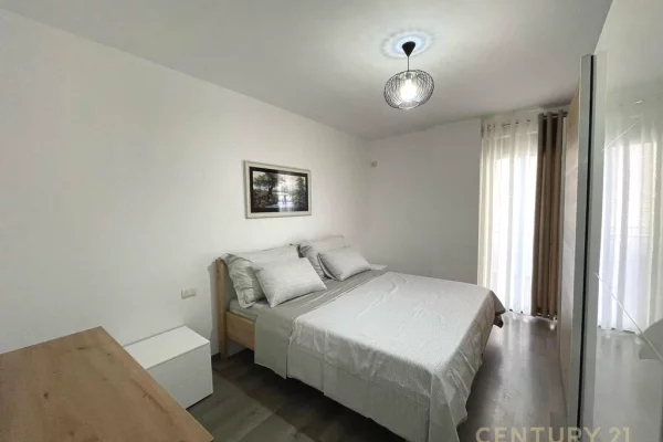 Shtepi me qera Apartament ne Tirane, 1+1, Mobilimi E mobiluar, Pagesa 650  Euro.