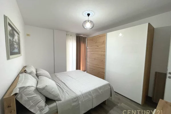 Shtepi me qera Apartament ne Tirane, 1+1, Mobilimi E mobiluar, Pagesa 650  Euro.