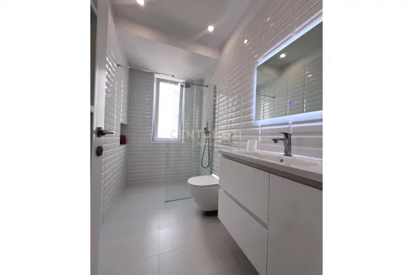 Shtepi me qera Apartament ne Tirane, 2+1, Mobilimi E mobiluar, Pagesa 850  Euro.