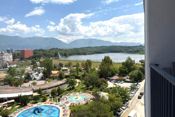 Shtepi me qera Apartament ne Tirane, 2+1, Mobilimi E mobiluar, Pagesa 3,000  Euro.
