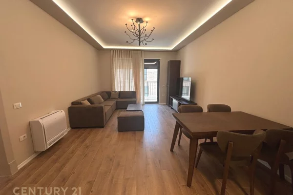 Shtepi me qera 2+1 ne Tirane - 1,500 Euro