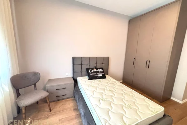 Shtepi me qera Apartament ne Tirane, 2+1, Mobilimi E mobiluar, Pagesa 1,500  Euro.