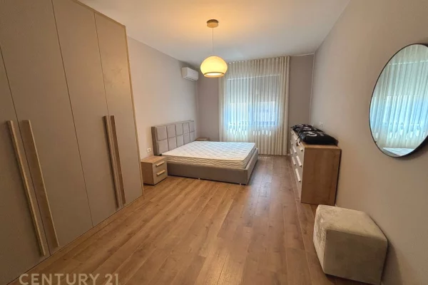 Shtepi me qera Apartament ne Tirane, 2+1, Mobilimi E mobiluar, Pagesa 1,500  Euro.