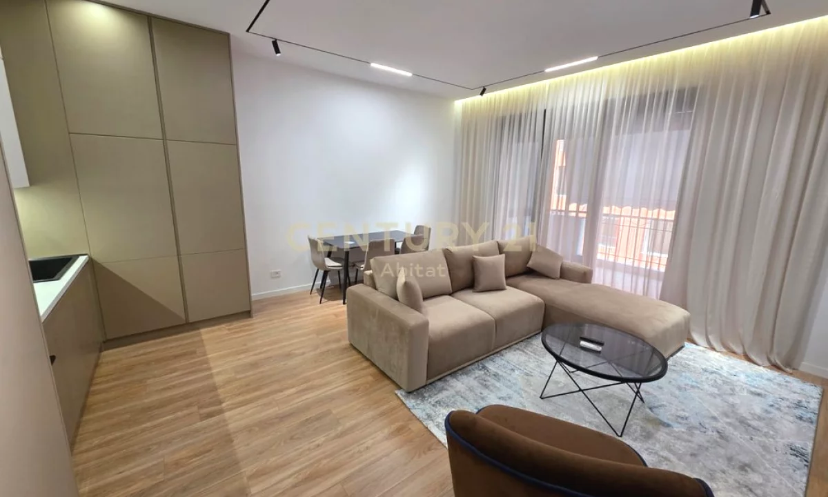 Shtepi me qera Apartament ne Tirane, 2+1, Mobilimi E mobiluar, Pagesa 1,050  Euro.
