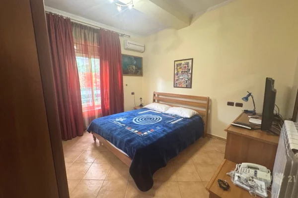 Shtepi me qera Apartament ne Tirane, 1+1, Mobilimi E mobiluar, Pagesa 800  Euro.