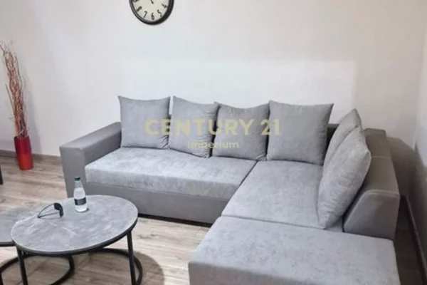 Shtepi me qera Apartament ne Tirane, 1+1, Mobilimi E mobiluar, Pagesa 450  Euro.