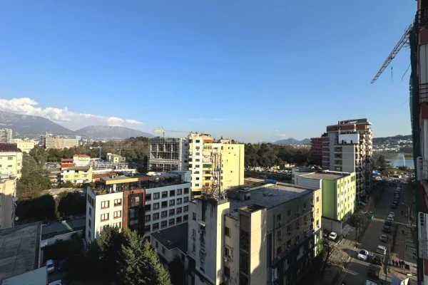 Shtepi me qera Apartament ne Tirane, 2+1, Mobilimi E mobiluar, Pagesa 800  Euro.
