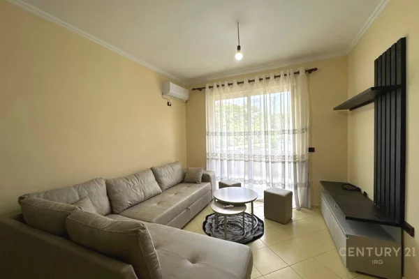 Shtepi me qera Apartament ne Tirane, 1+1, Mobilimi E mobiluar, Pagesa 380  Euro.