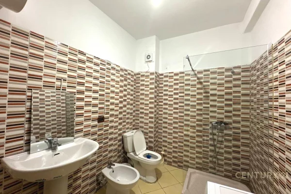 Shtepi me qera Apartament ne Tirane, 1+1, Mobilimi E mobiluar, Pagesa 380  Euro.