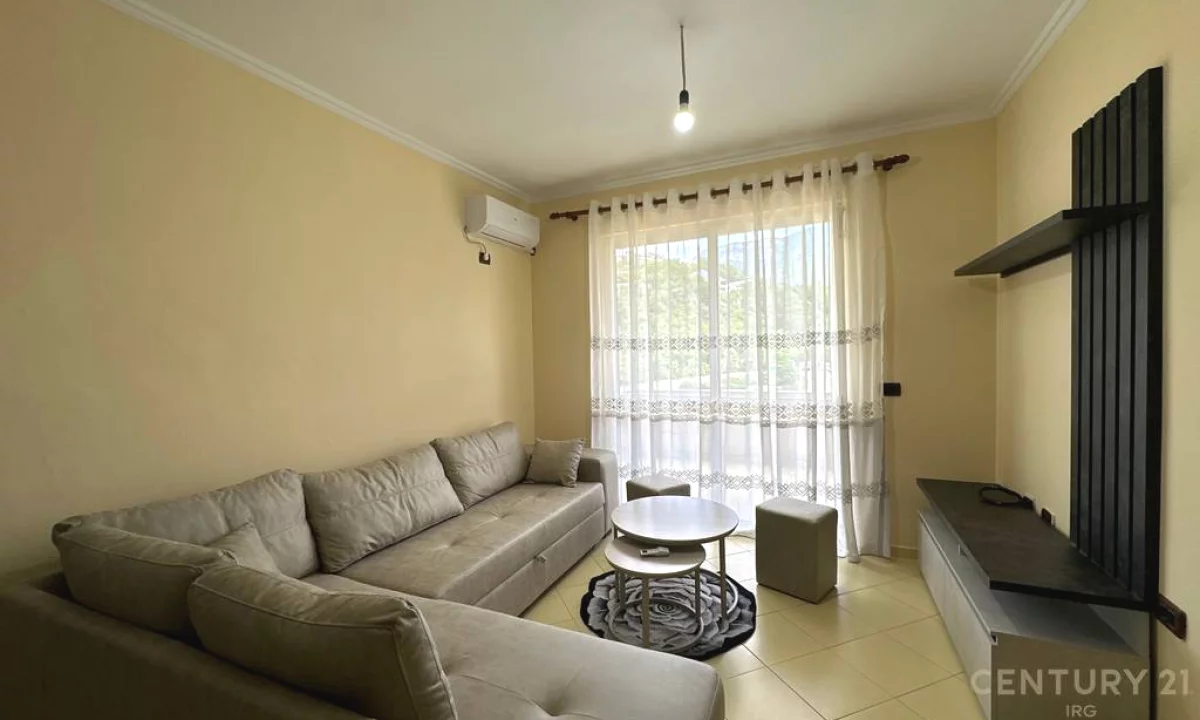 Shtepi me qera Apartament ne Tirane, 1+1, Mobilimi E mobiluar, Pagesa 380  Euro.