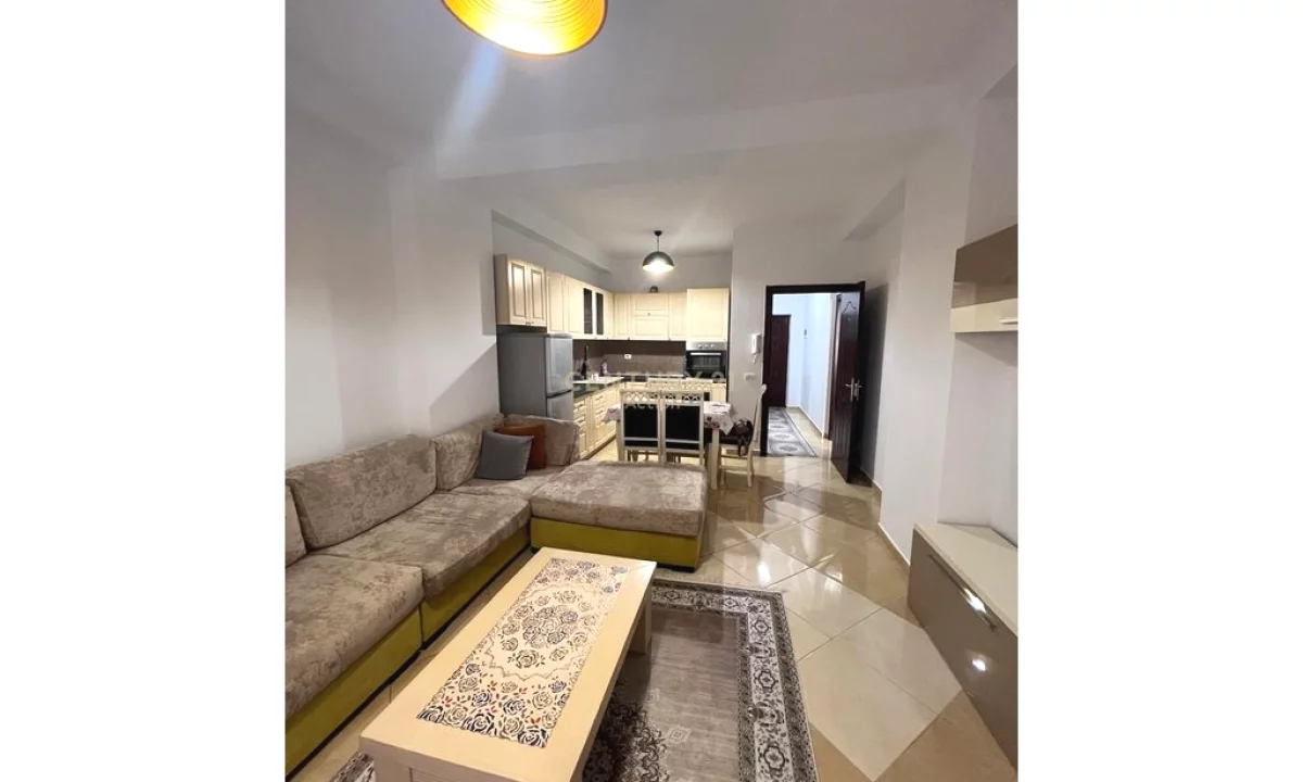 Shtepi me qera Apartament ne Tirane, 1+1, Mobilimi E mobiluar, Pagesa 45,000  Leke.