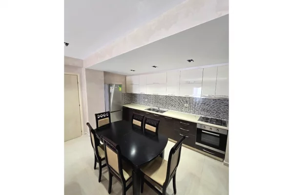 Shtepi me qera Apartament ne Tirane, 2+1, Mobilimi E mobiluar, Pagesa 500  Euro.