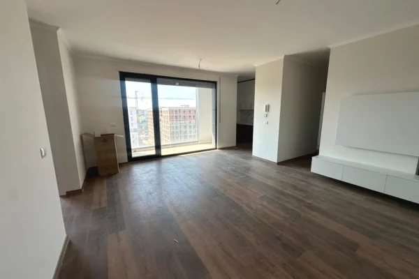 Shtepi me qera Apartament ne Tirane, 2+1, Mobilimi Bosh, pa mobiluar, Pagesa 700  Euro.